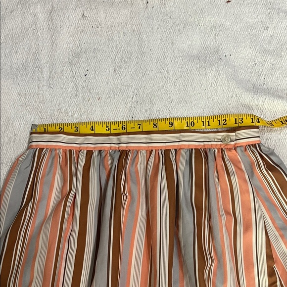 Vintage Chic Striped Midi Skirt in Brown and Pink - Picture 4 of 5